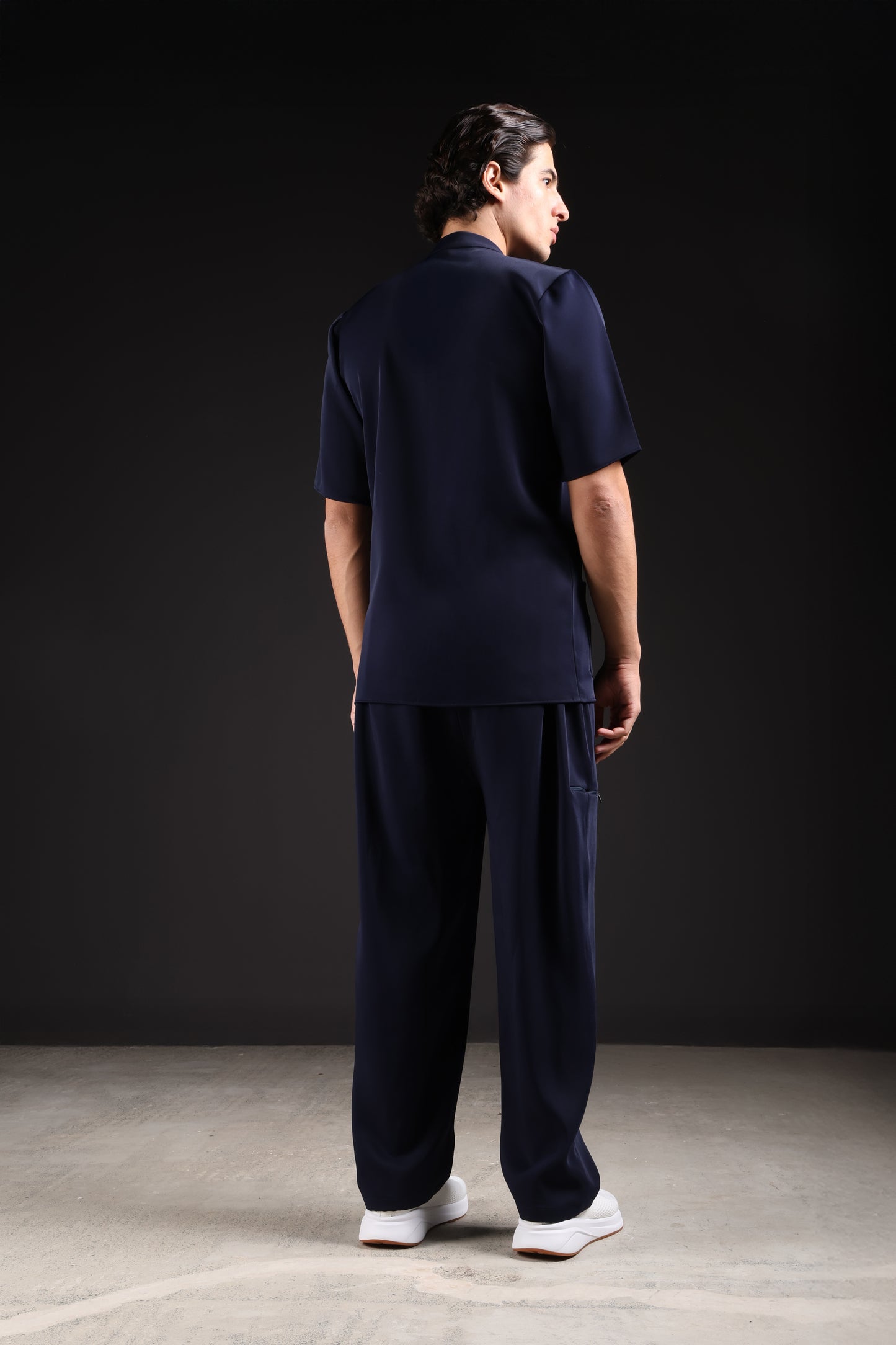 THE CLASSIC SHIRT — IN NAVY