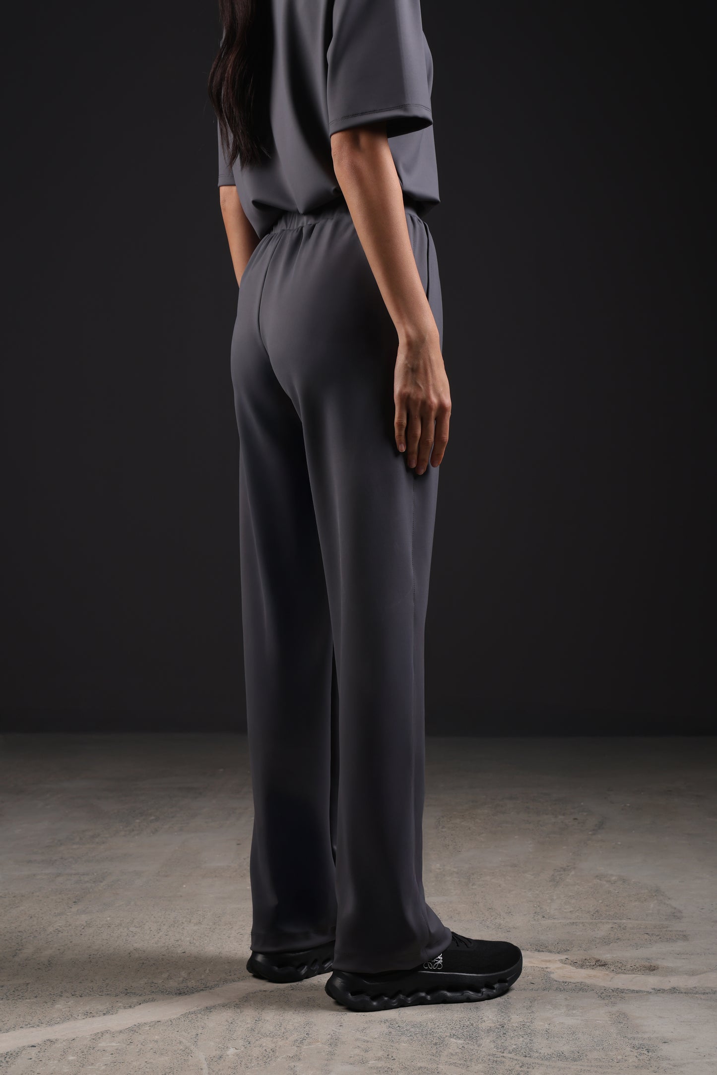 FLEX PANTS — IN GREY