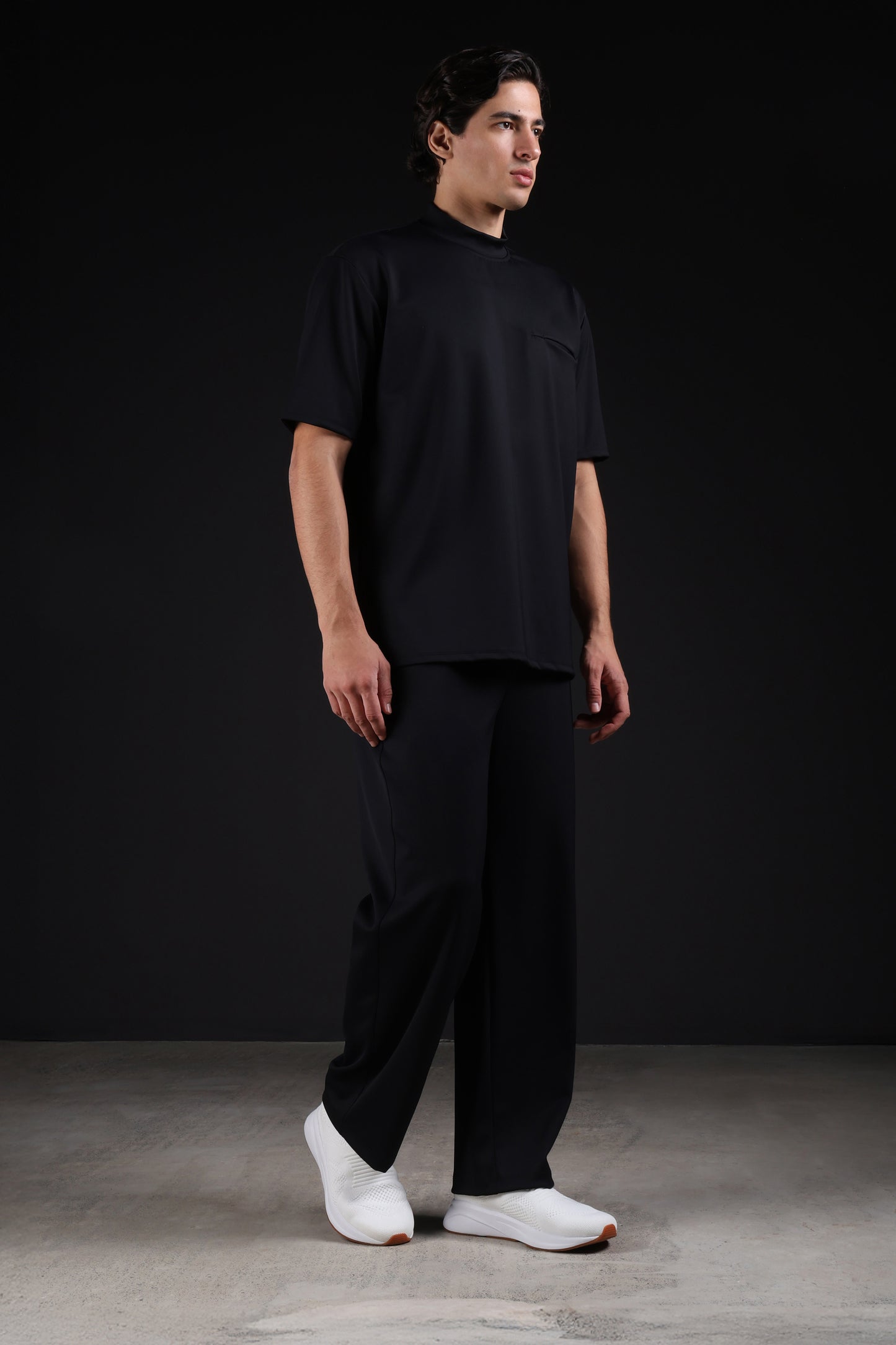 FLEX PANTS — IN BLACK