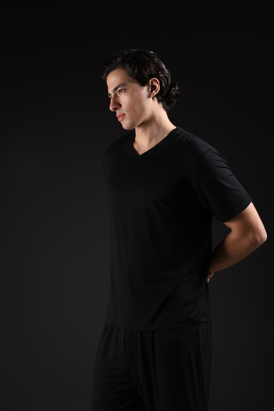 ON CALL TOP HALF SLEEVE — IN BLACK