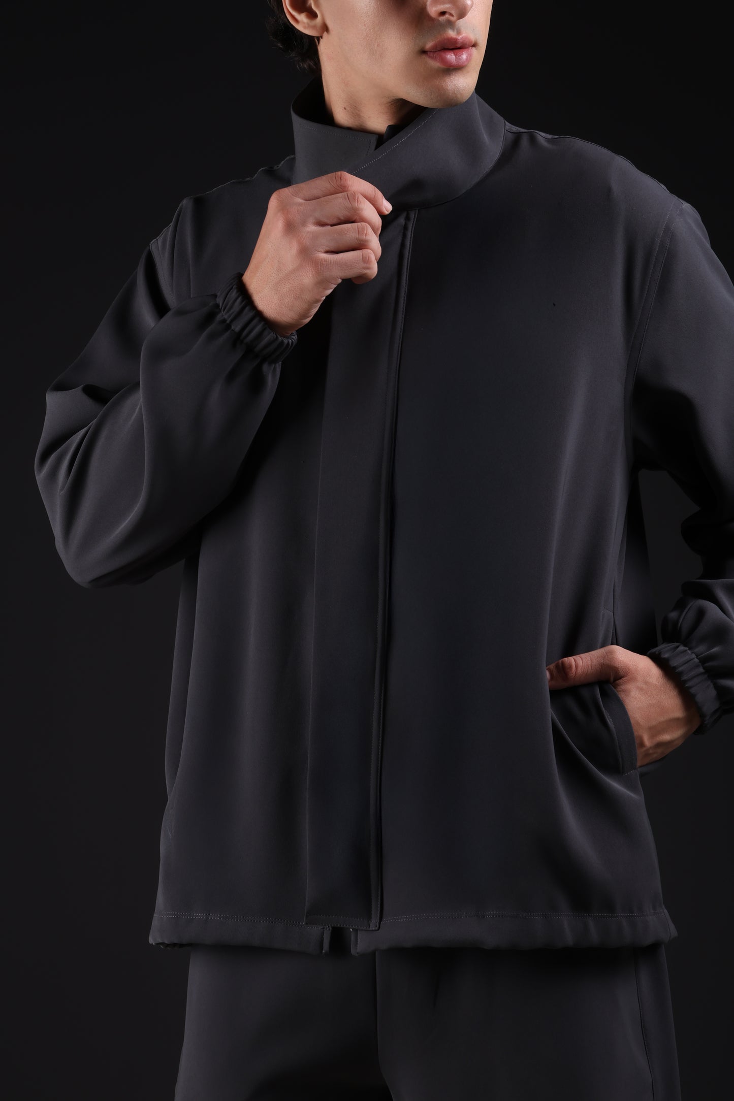 SOLID JACKET — IN GREY