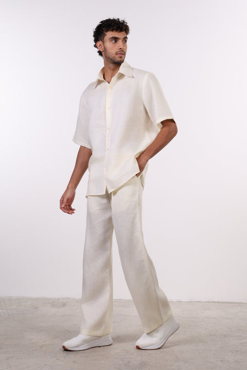 THE CLASSIC LINEN HALF SLEEVES SHIRT — MENS OFF WHITE