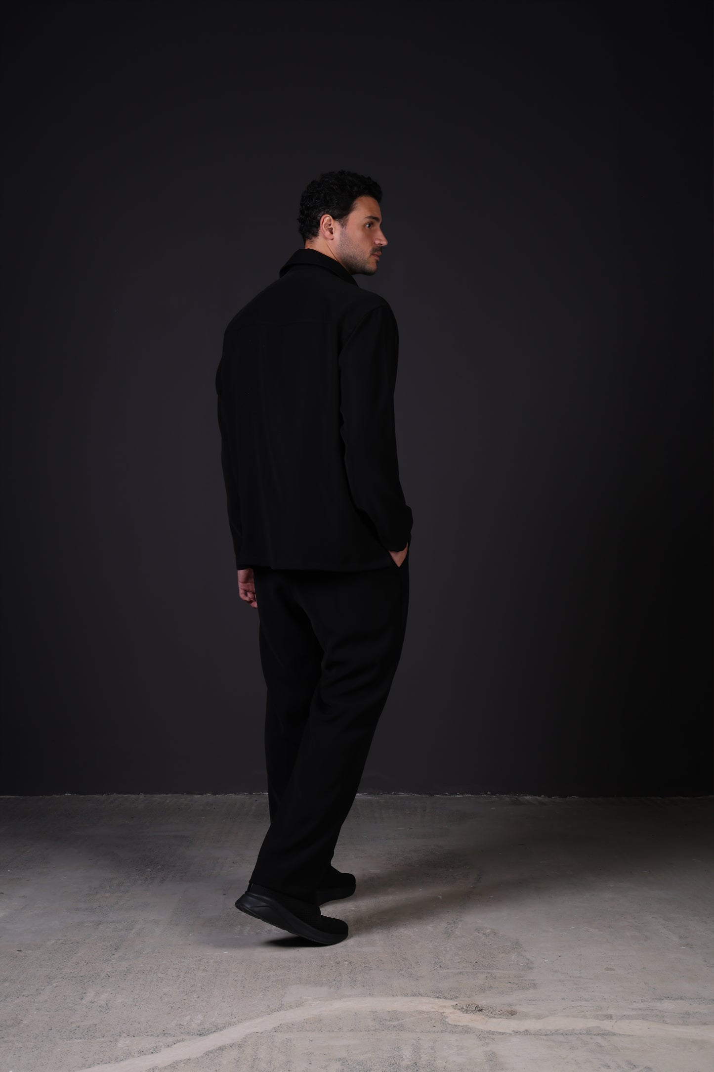 1987 SHIRT FULL SLEEVE — IN BLACK