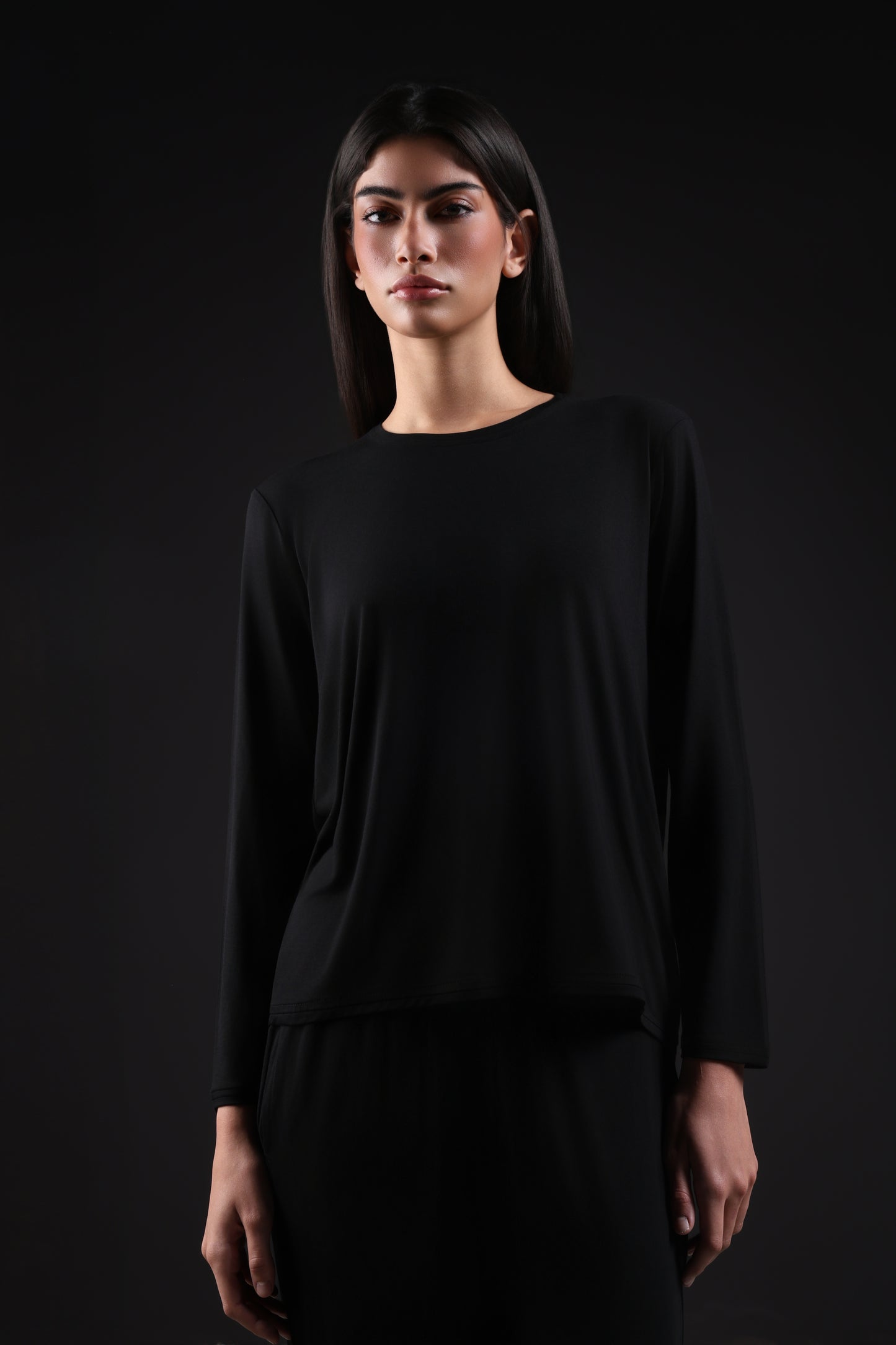 ON CALL TOP FULL SLEEVE — IN BLACK