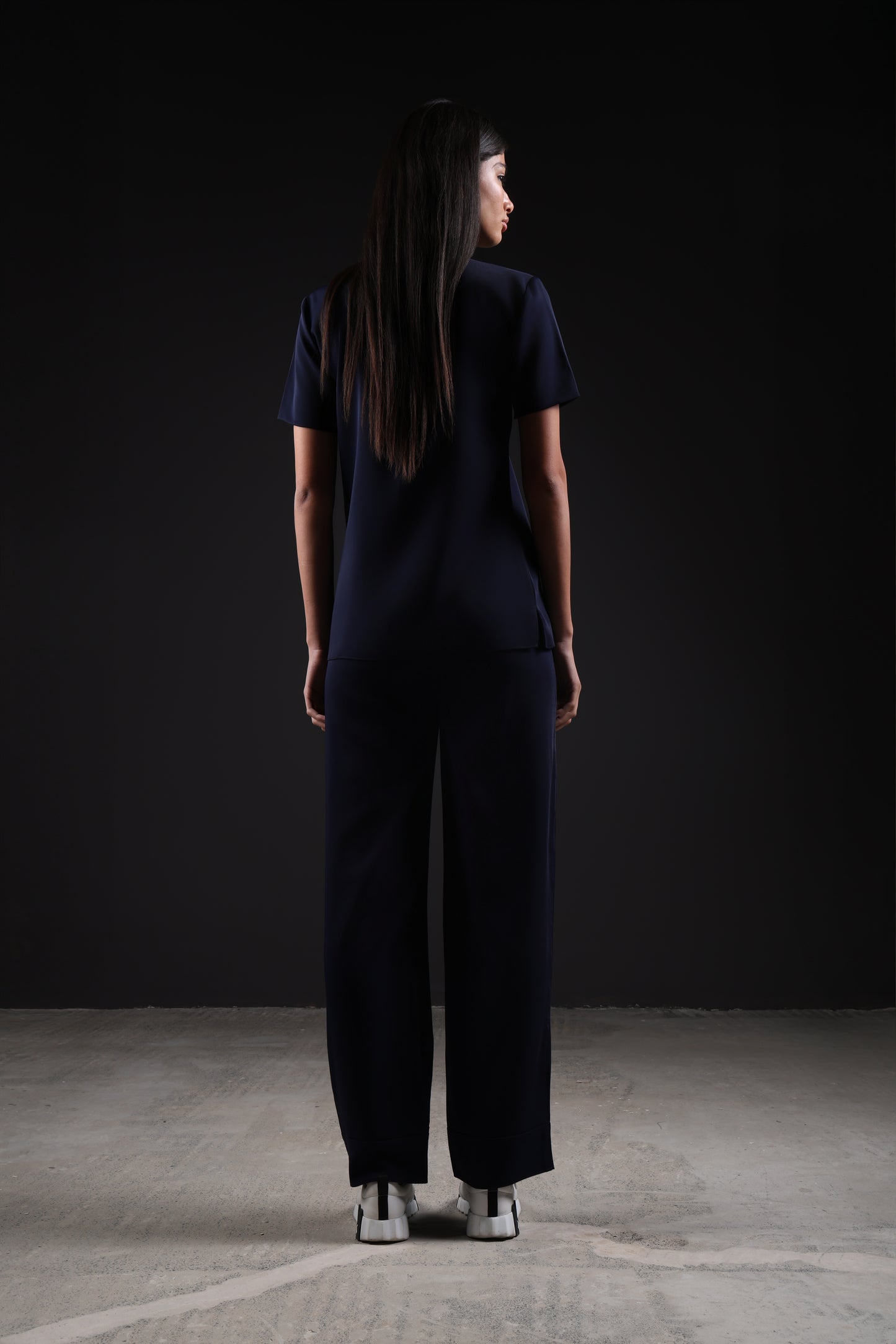 THE CLASSIC SHIRT — IN NAVY