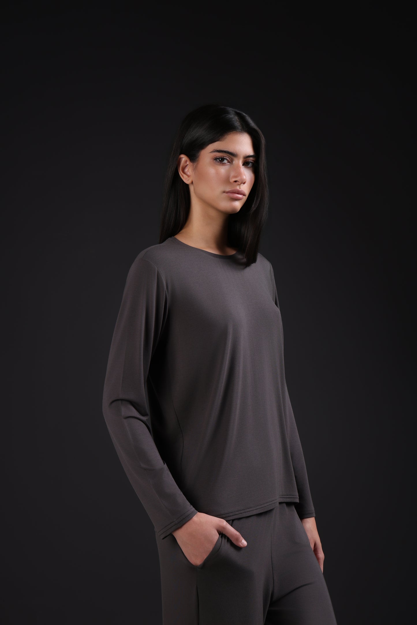 ON CALL TOP FULL SLEEVE — IN GREY