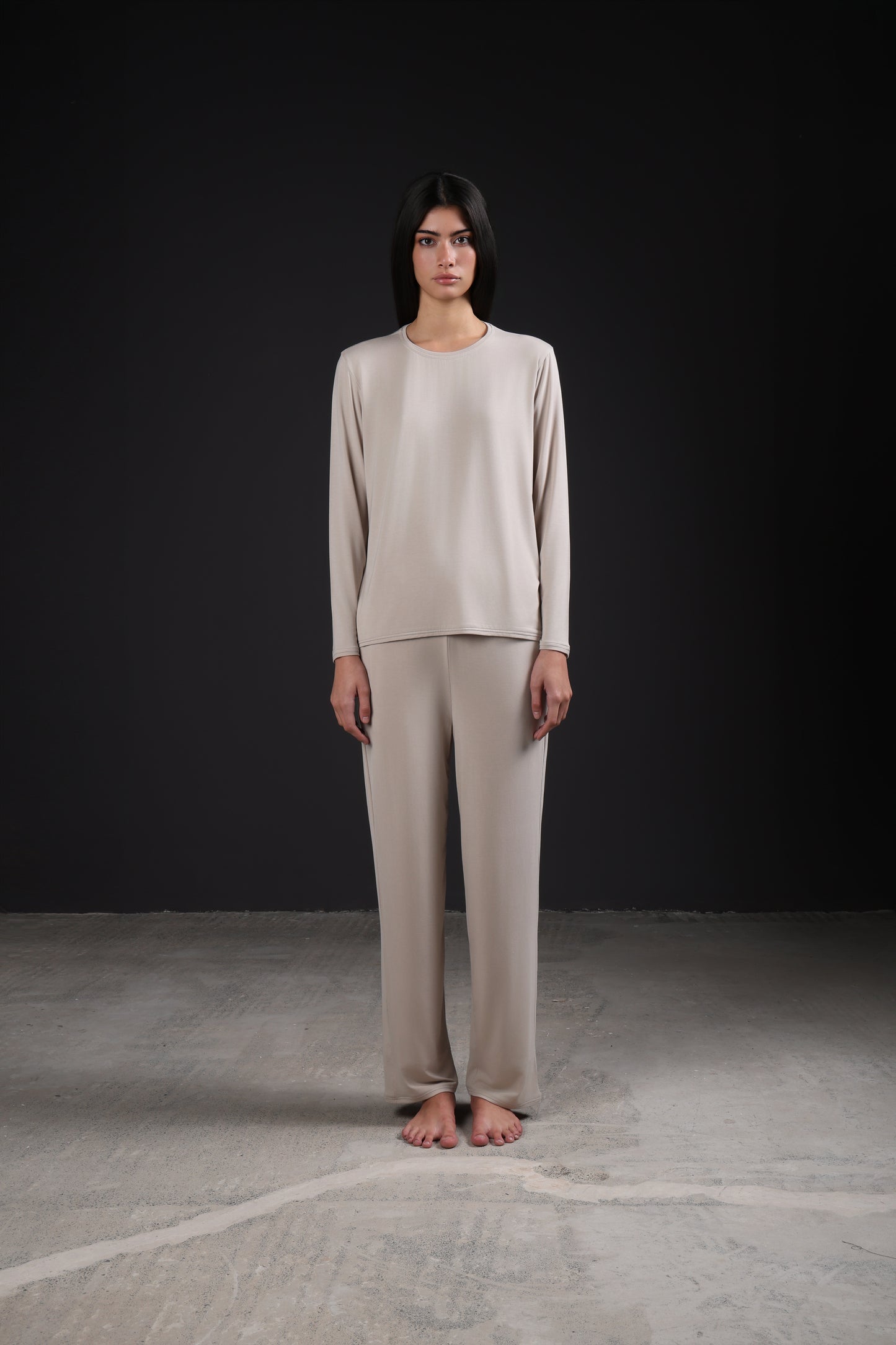 ON CALL TOP FULL SLEEVE — IN TAUPE