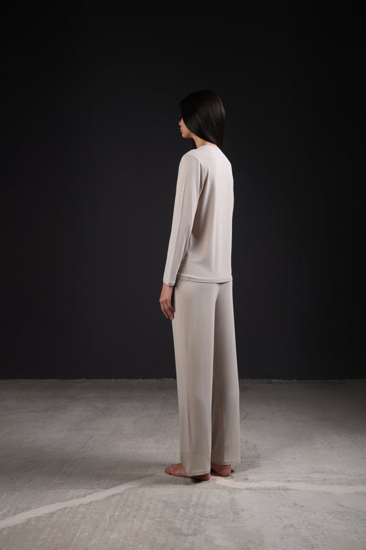 ON CALL TOP FULL SLEEVE — IN TAUPE