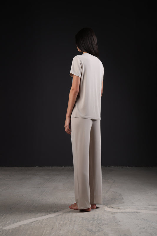 ON CALL TOP HALF SLEEVE — IN TAUPE