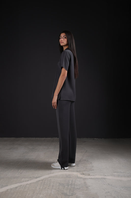 SHARK SHIRT — IN GREY