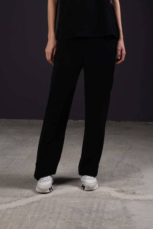 SHARK PANTS — IN BLACK