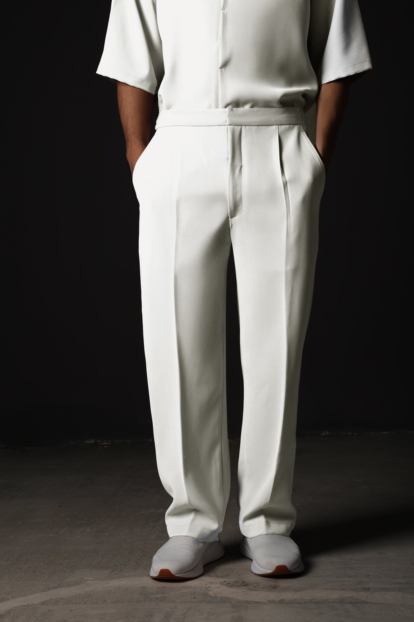 1987 PANTS — IN WHITE