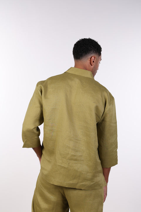 THE LINEN V-NECK SHIRT — MENS MOSS GREEN