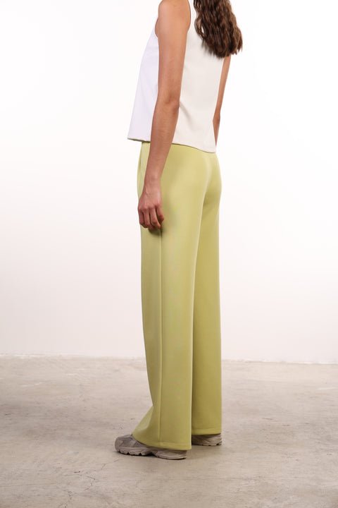 THE TRAVEL WEAR PLEATED PANTS — WOMENS LIME GREEN