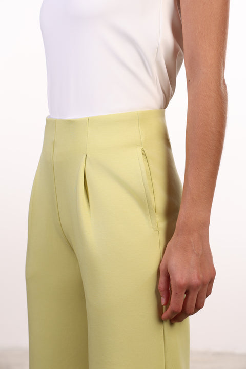 THE TRAVEL WEAR PLEATED PANTS — WOMENS LIME GREEN