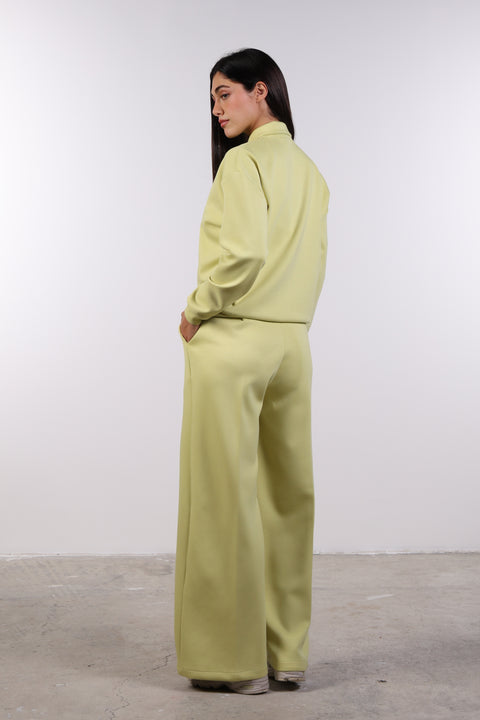 THE TRAVEL WEAR SWEATER — WOMENS LIME GREEN