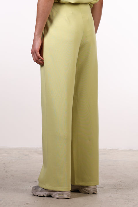 THE TRAVEL WEAR STRAIGHT PANTS — WOMENS LIME GREEN