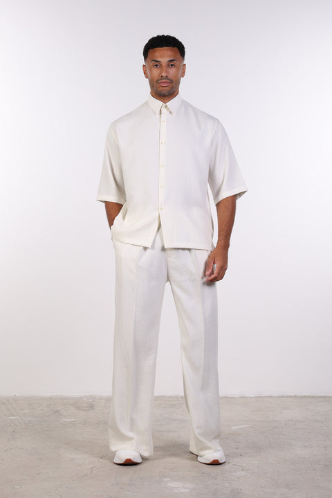 THE RELAXED LINEN BLEND SHIRT— MENS OFF WHITE