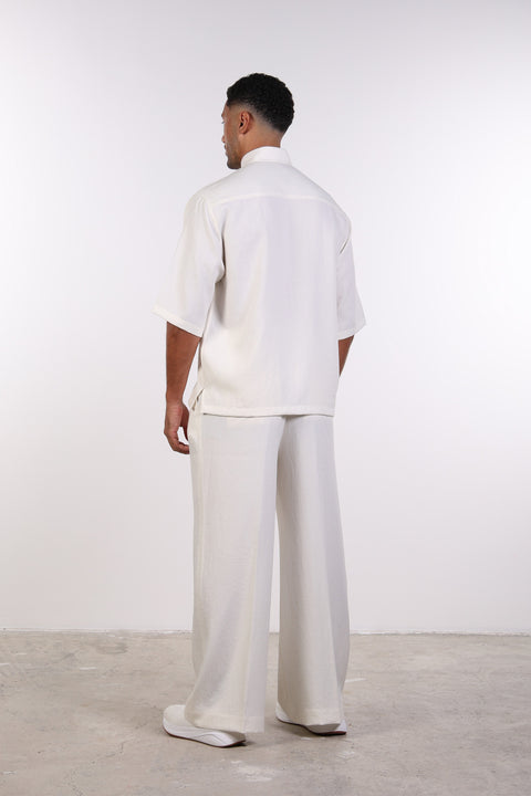 THE RELAXED LINEN BLEND SHIRT— MENS OFF WHITE