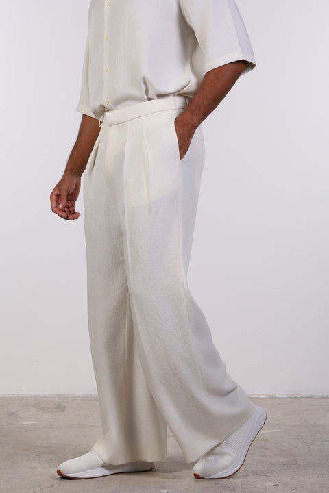 THE DOUBLE-PLEAT LINEN BLEND PANTS  — MENS OFF WHITE