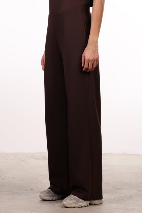 THE TRAVEL WEAR STRAIGHT PANTS — WOMENS BROWN