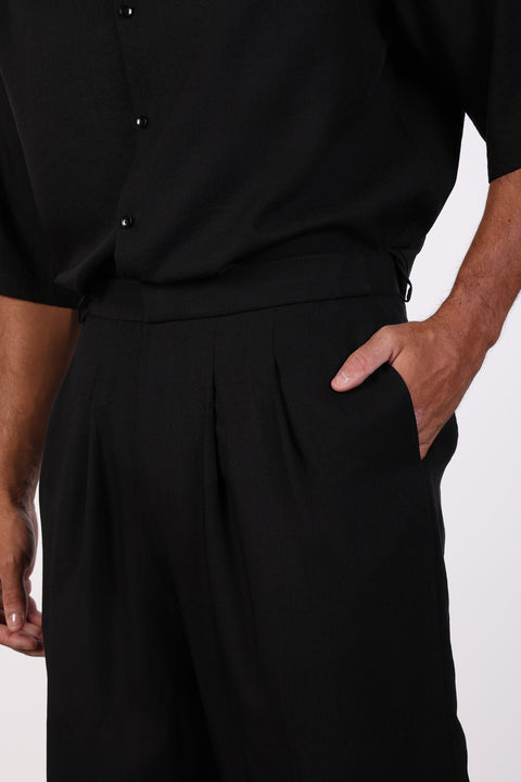 THE DOUBLE-PLEAT LINEN BLEND PANTS  — MENS BLACK