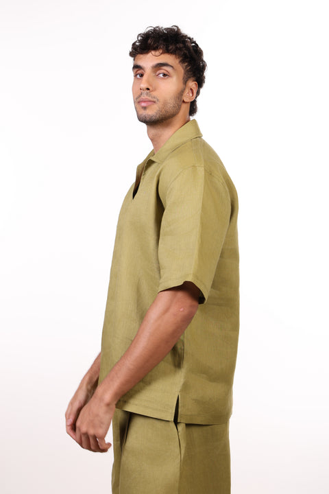 THE SIGNATURE LINEN SHIRT — MENS MOSS GREEN