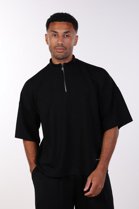 THE OVERSIZED TRAVEL WEAR SHIRT— MENS BLACK