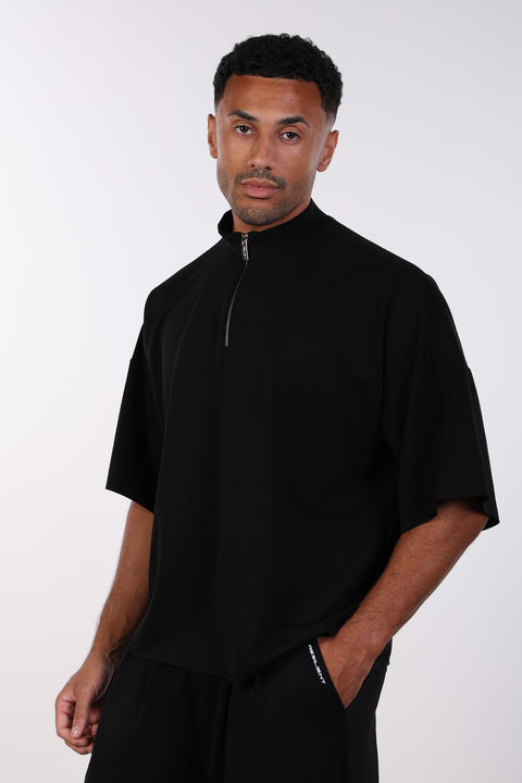 THE OVERSIZED TRAVEL WEAR SHIRT— MENS BLACK