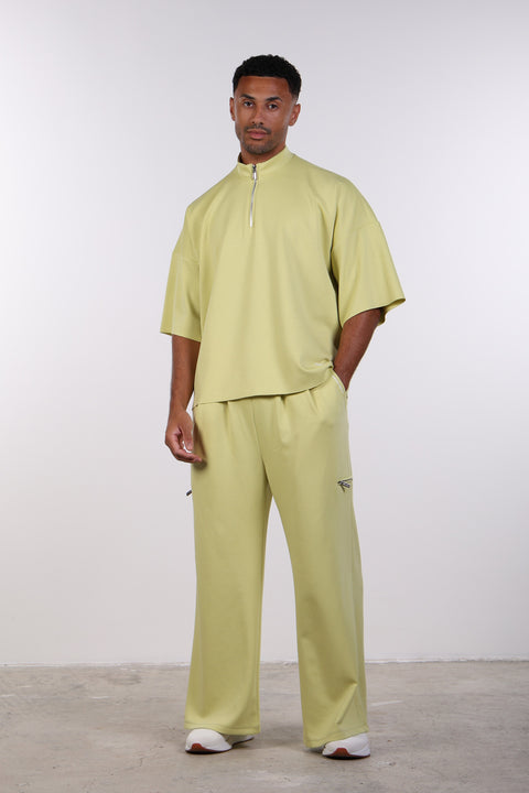 THE OVERSIZED TRAVEL WEAR SHIRT— MENS LIME GREEN