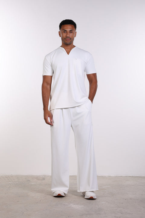 THE DOUBLE-PLEAT SCRUB PANTS  — MENS WHITE