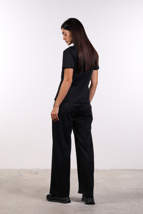 THE FORM SCRUB SHIRT — WOMENS BLACK