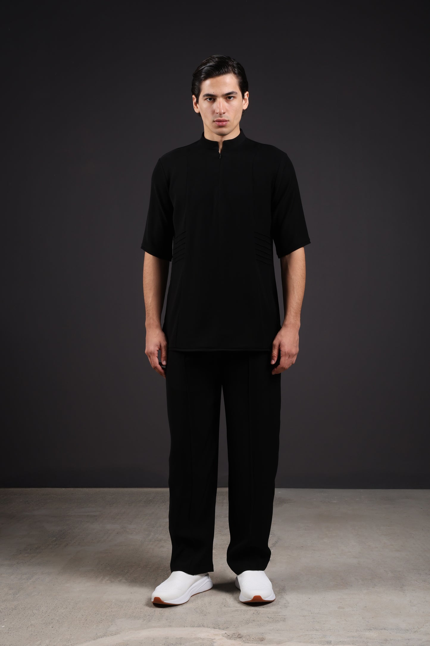 SHARK SHIRT — IN BLACK