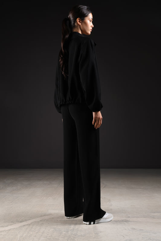 FLOW JACKET — IN BLACK