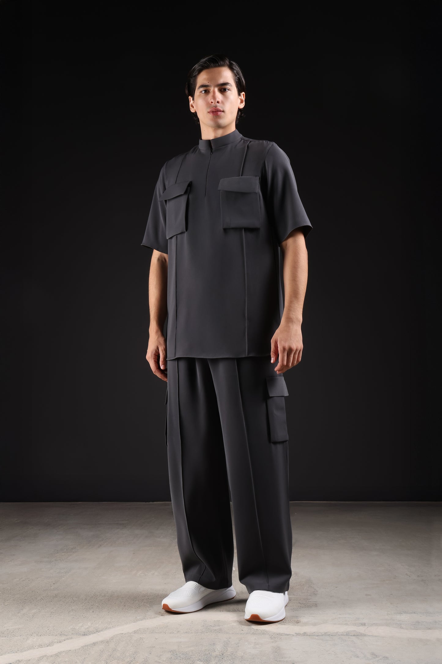 CORE SHIRT — IN GREY