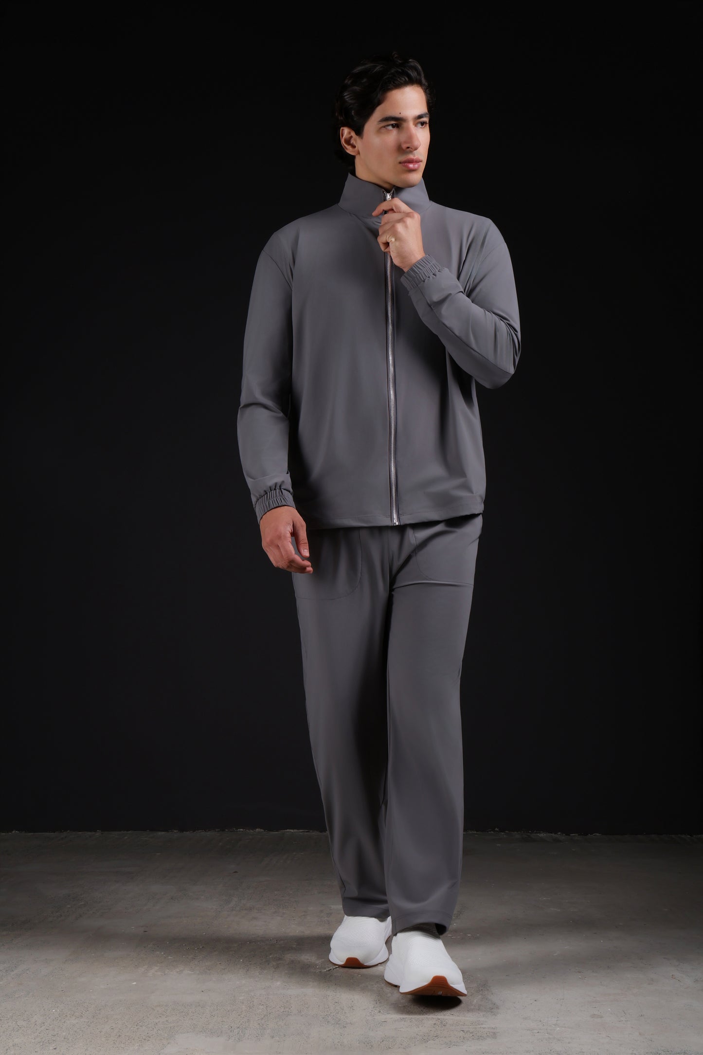 PULSE JACKET — IN GREY