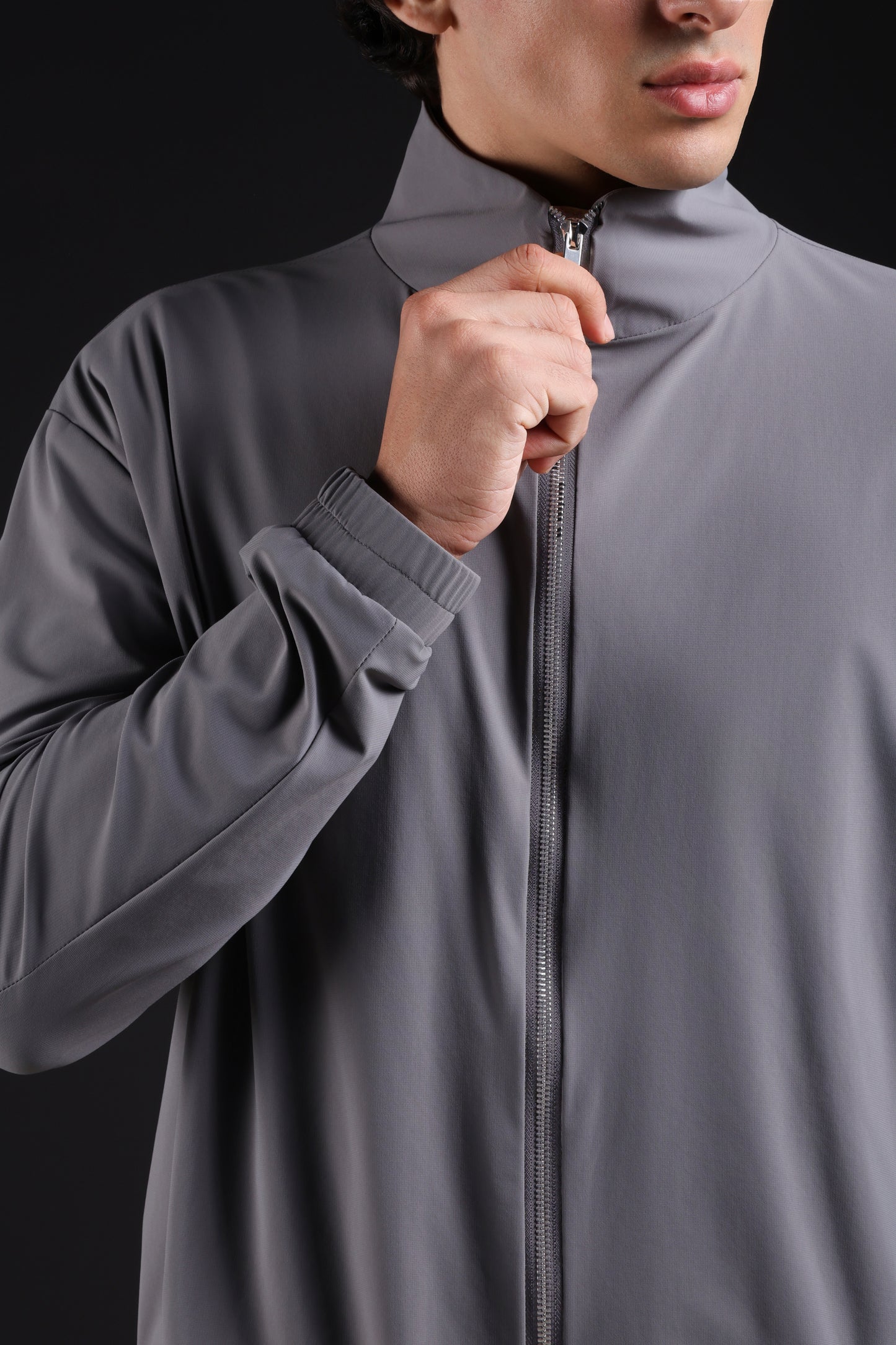 PULSE JACKET — IN GREY