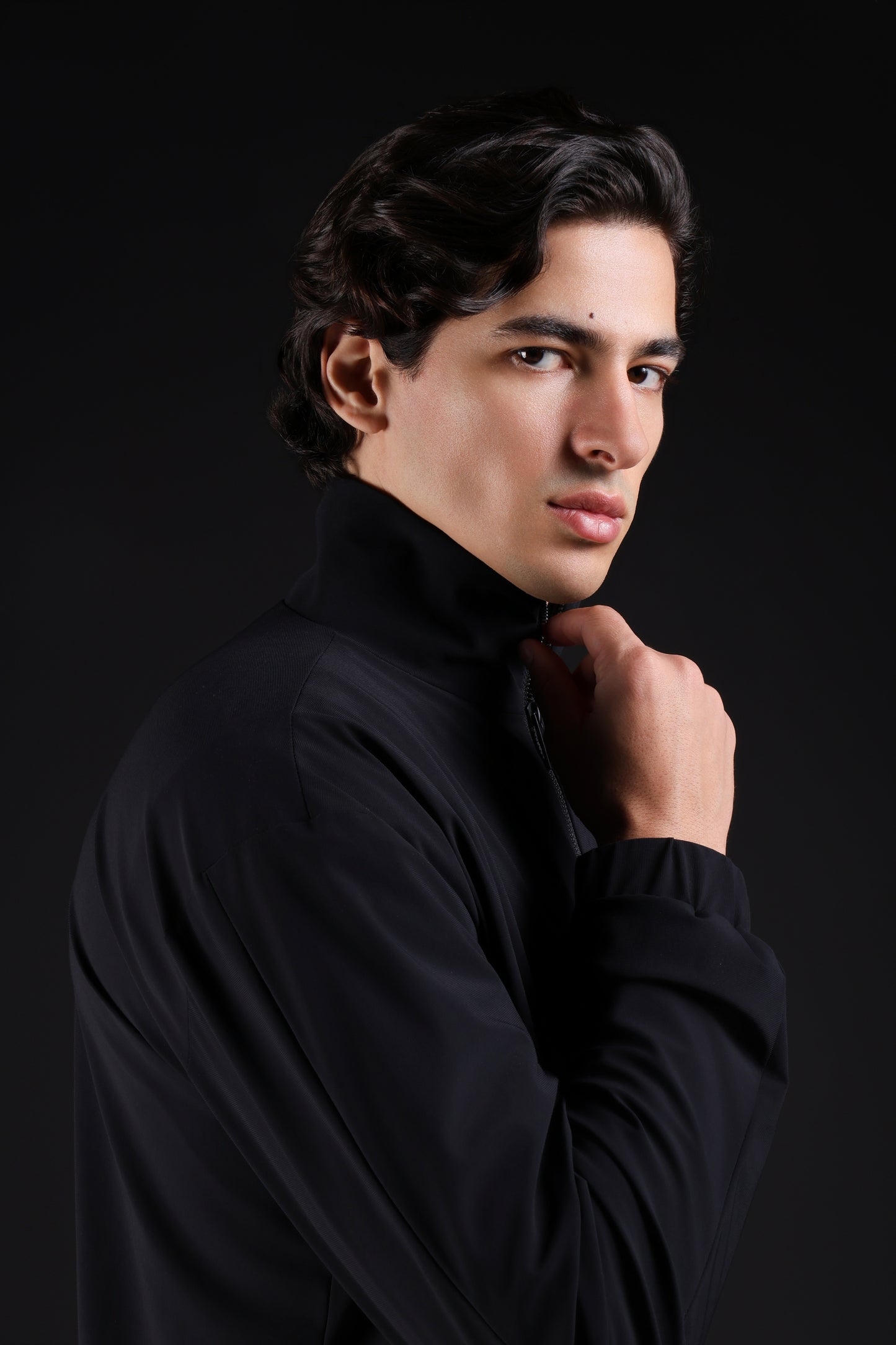 PULSE JACKET — IN BLACK