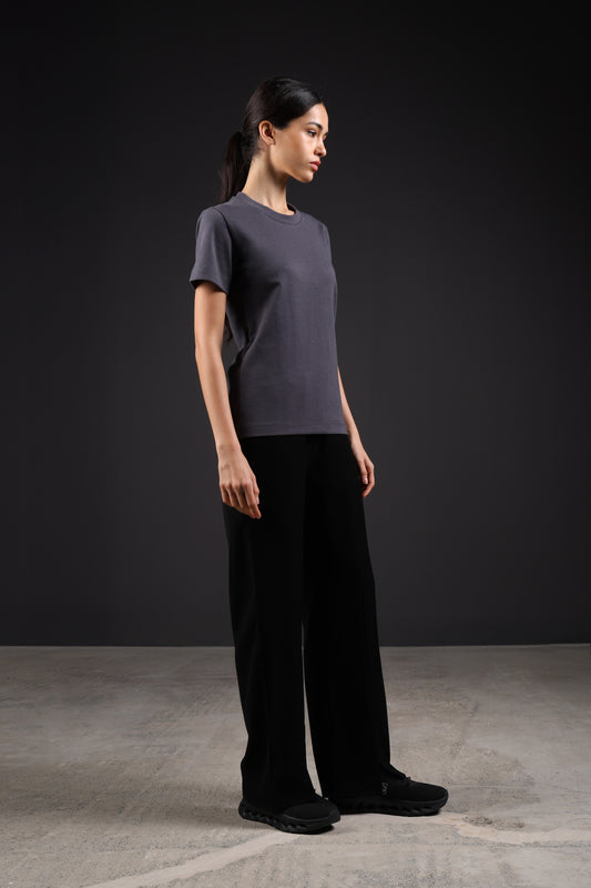 BASIC TEE — IN GREY