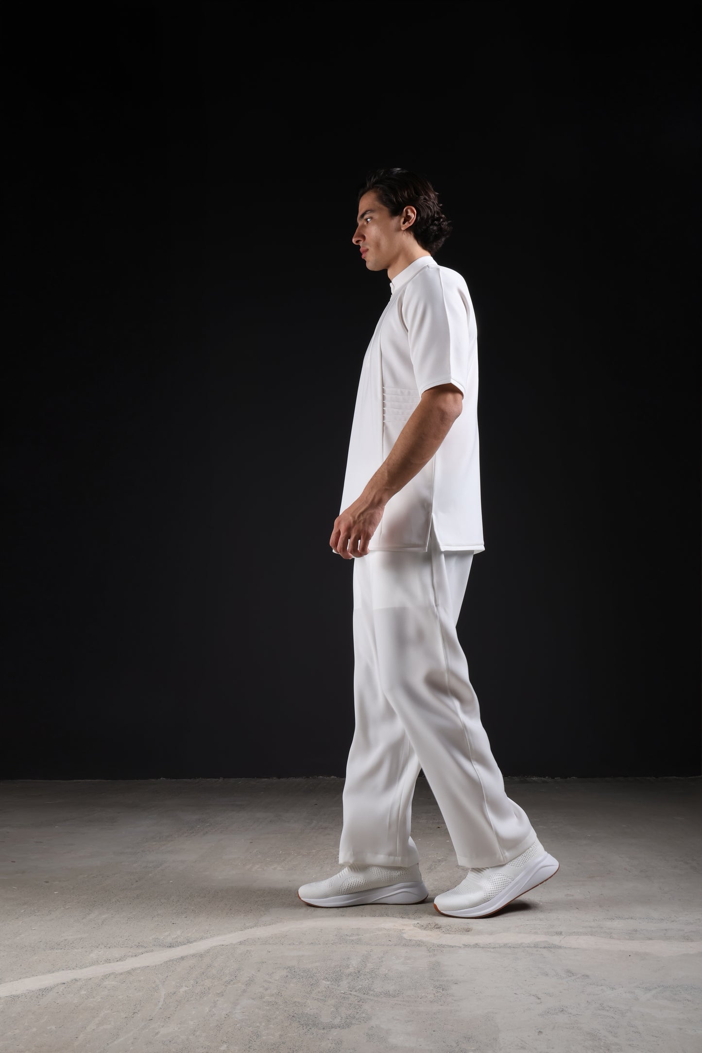 SHARK PANTS — IN WHITE