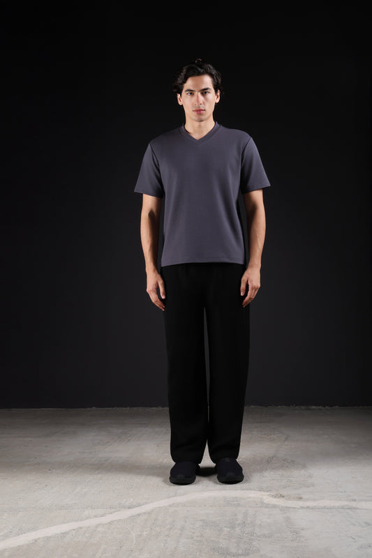 BASIC TEE V NECKLINE — IN GREY