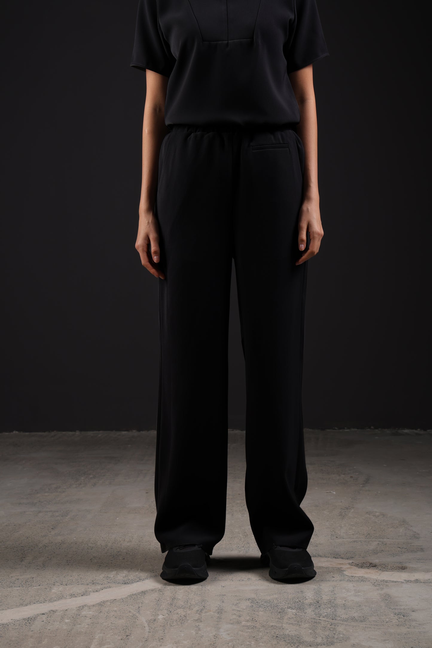 THE CLASSIC PANTS — IN BLACK