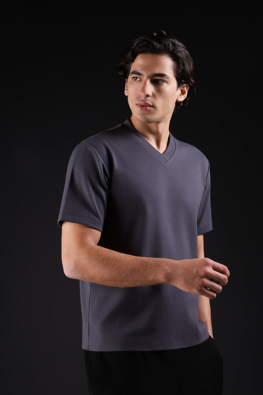 BASIC TEE V NECKLINE — IN GREY