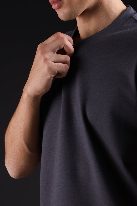 BASIC TEE V NECKLINE — IN GREY